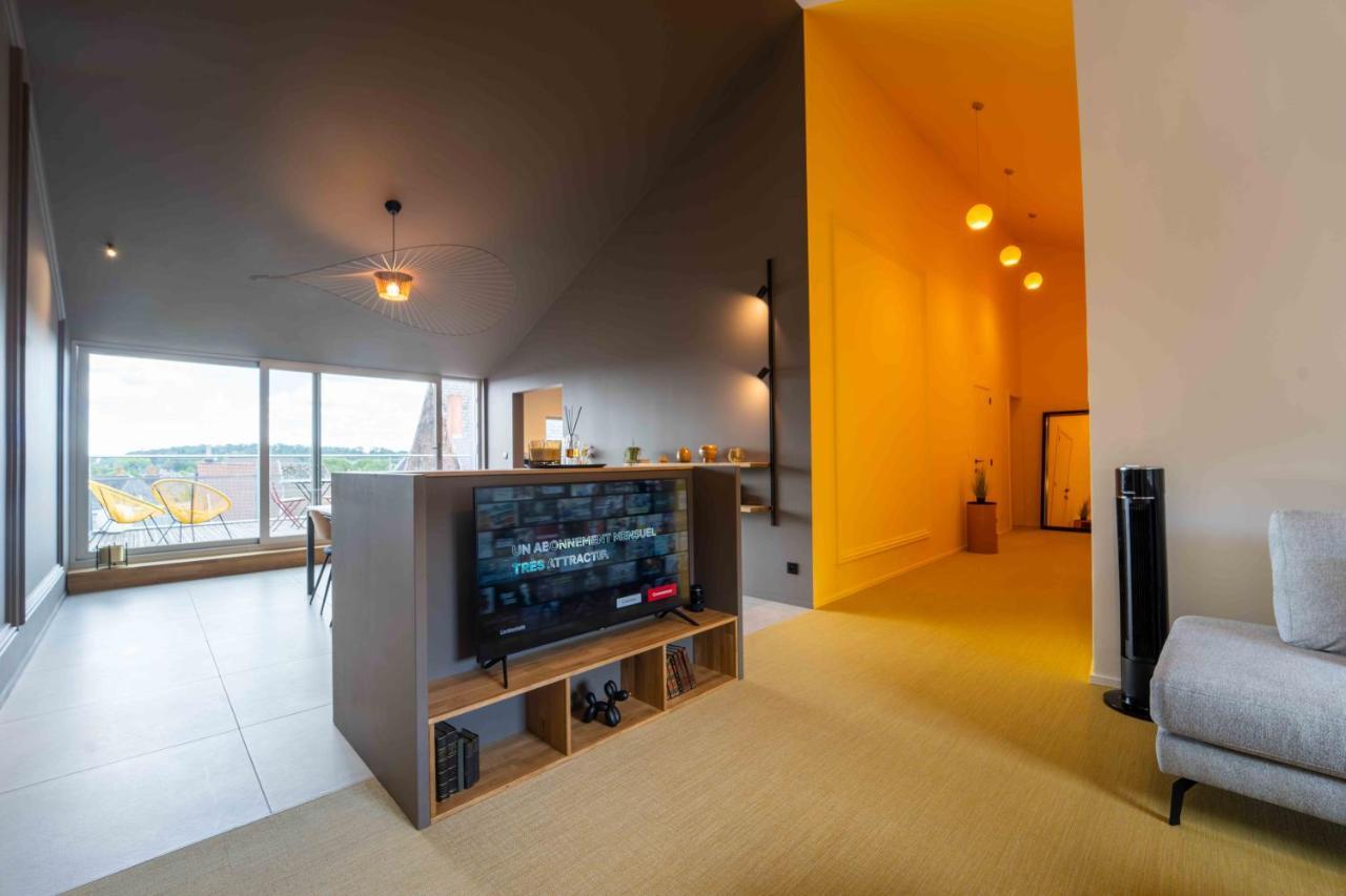 Luxury Penthouse & Terrace - Mons City Center Ngoại thất bức ảnh